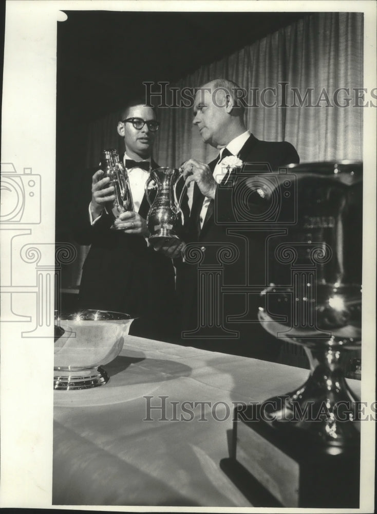 1968 Press Photo Bud Selig and Dick O'connell - mjb97714- Historic Images