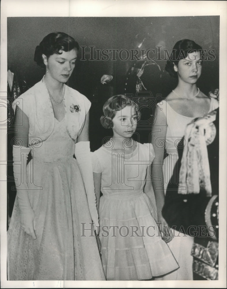 1954 Press Photo Princesses Birgitta, Christin, and Desiree Stockholm Sweden- Historic Images