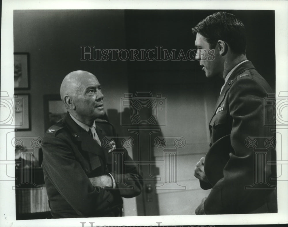 1971 Press Photo US actor Dean Jagger - mjb99288- Historic Images