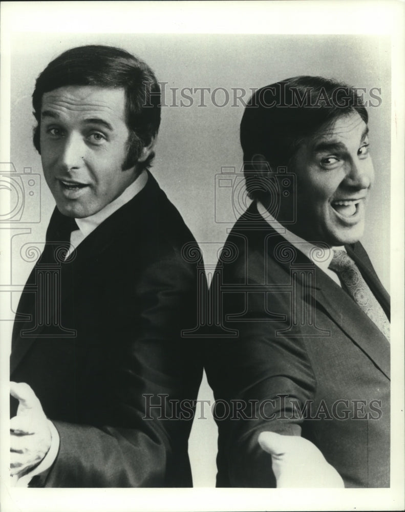 1973 Press Photo Tony Sandler and Young, singers- Historic Images