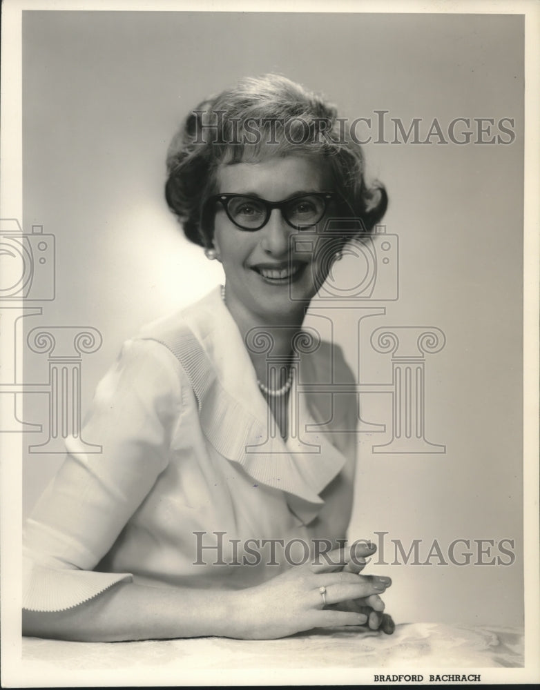 1962 Press Photo Natalie Davis Spingarn, Washington DC - mjc00440