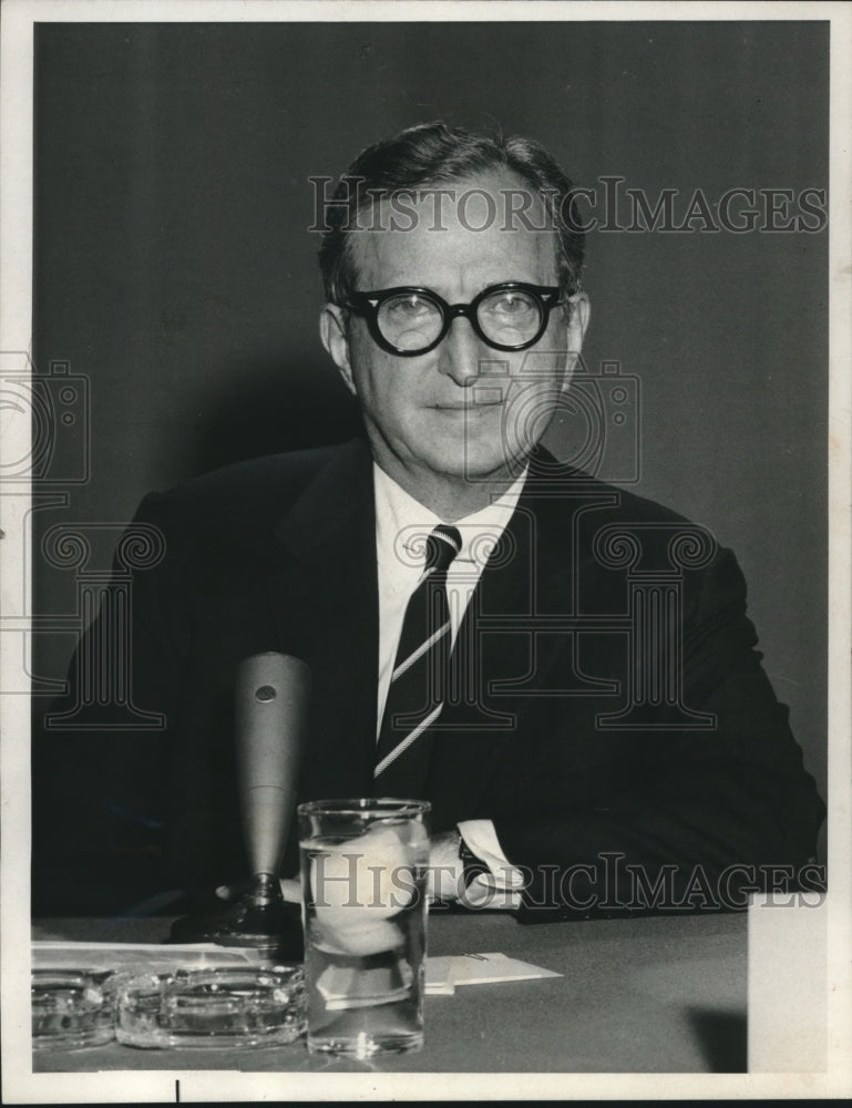 1963 Press Photo Lawrence Spivak, National Broadcasting Company, Commentator- Historic Images