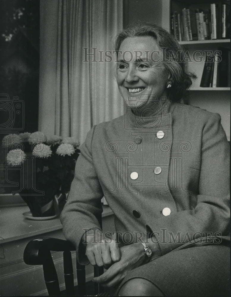 1969 Press Photo Lillyan Smith, Wife of the New Lawrence University President- Historic Images