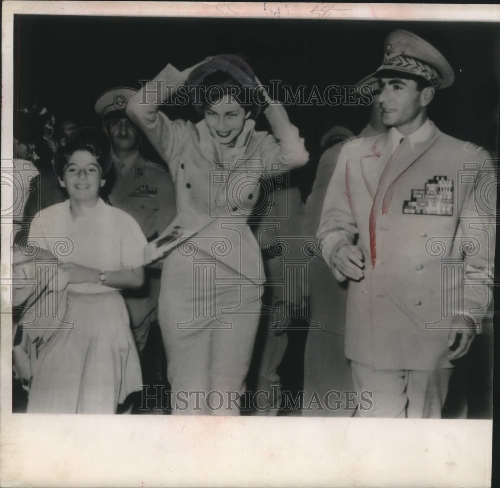 1951 Press Photo Iranian Royal Family departs from the Teheran Airport- Historic Images