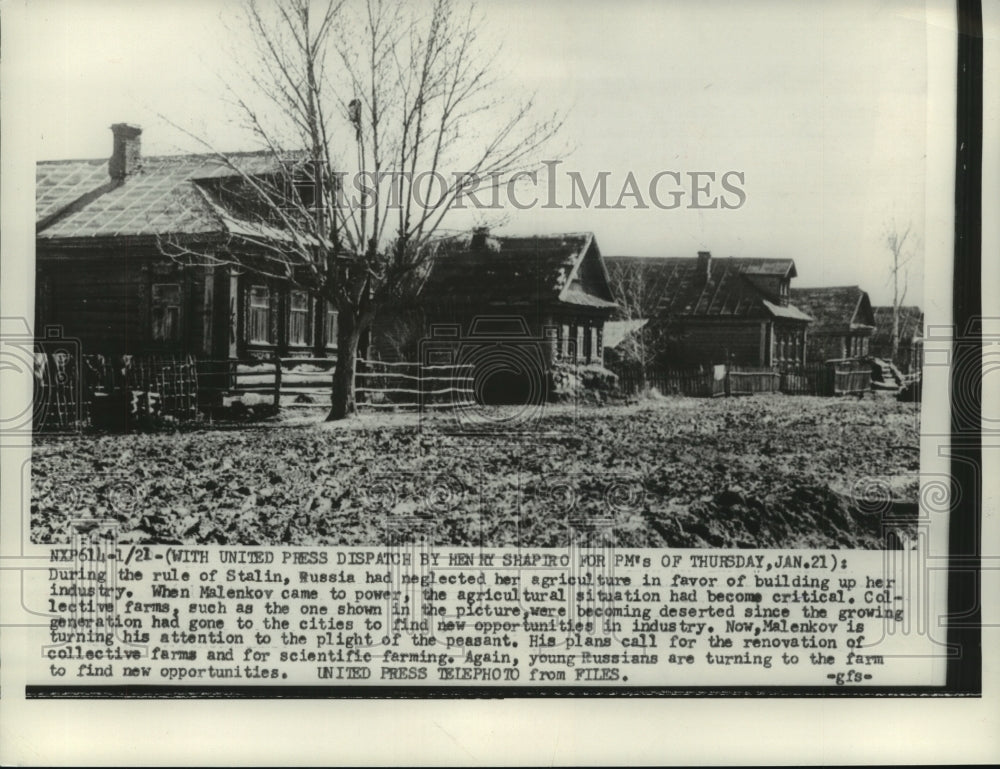 1954 Press Photo View of a Collective Farm Becoming Deserted in Moscow, Russia- Historic Images