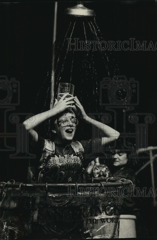 1990 Press Photo Shannon Dern 11 at Super Sloppy Double Dare, Wisconsin- Historic Images