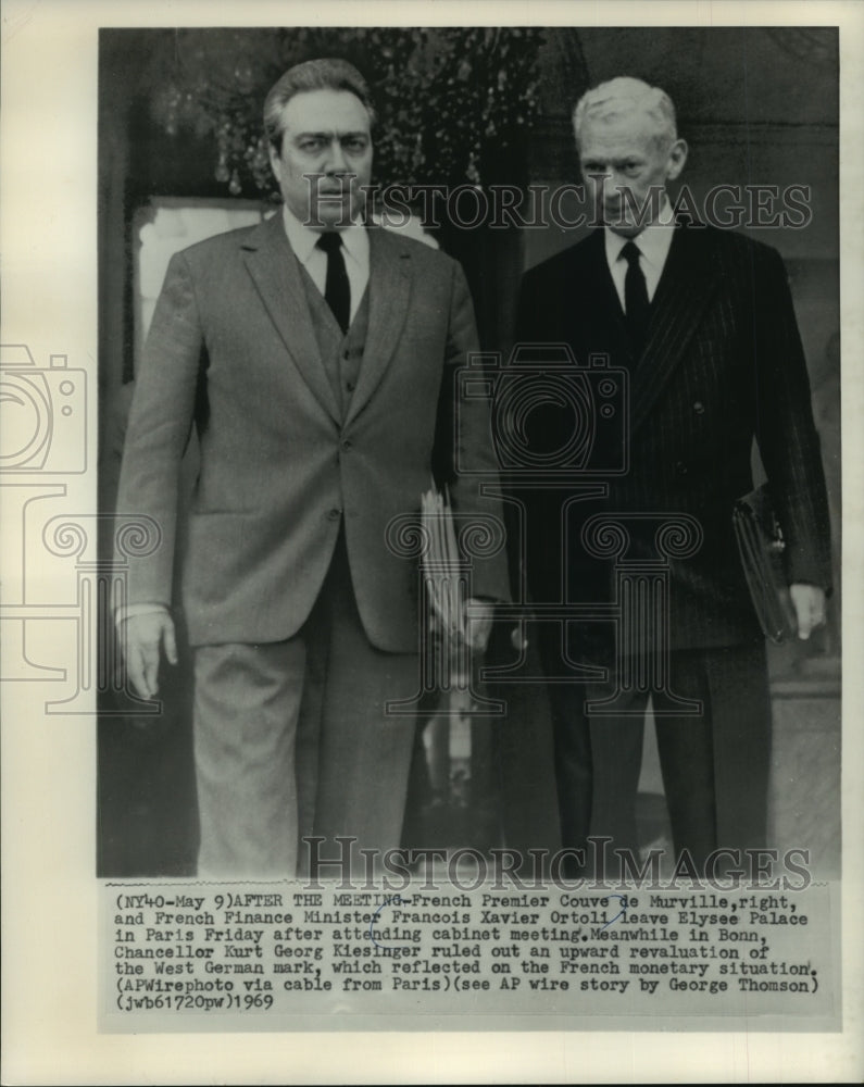 1969 Press Photo French Premier Couve de Murville and French finance minister- Historic Images