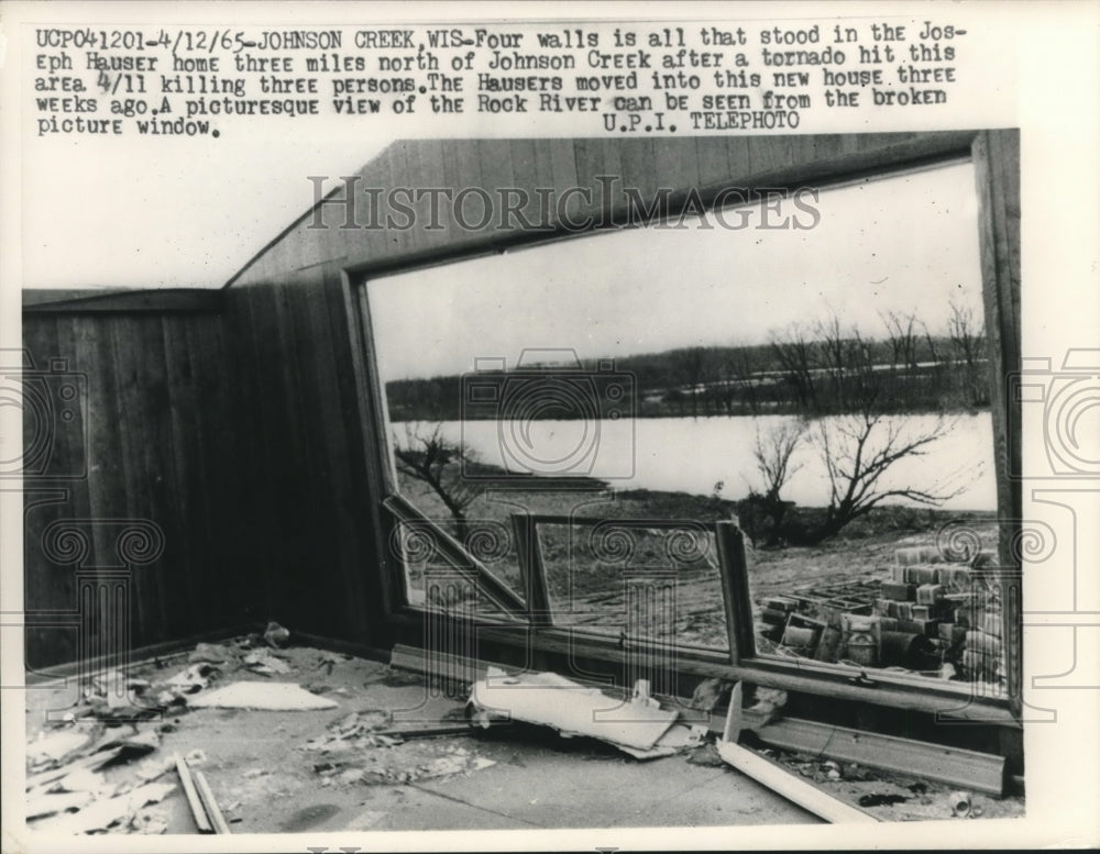 1965 Press Photo Four Walls Stand of Joseph Hauser Home After Tornado Hit