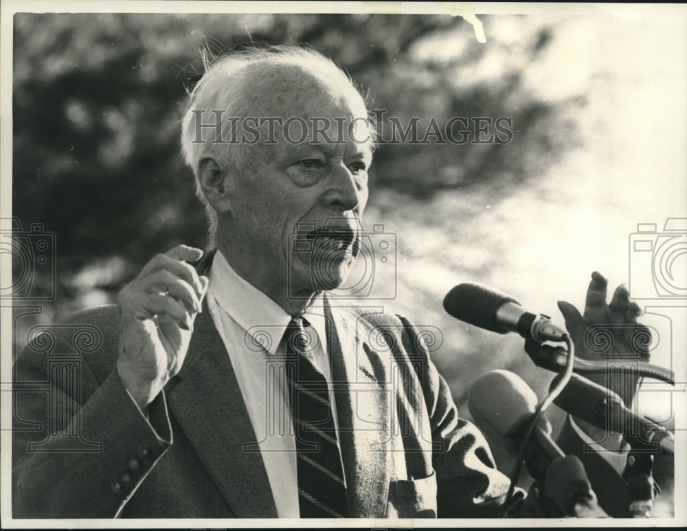 1967 Press Photo Norman Thomas Speaks During Peace Demonstration in New York- Historic Images