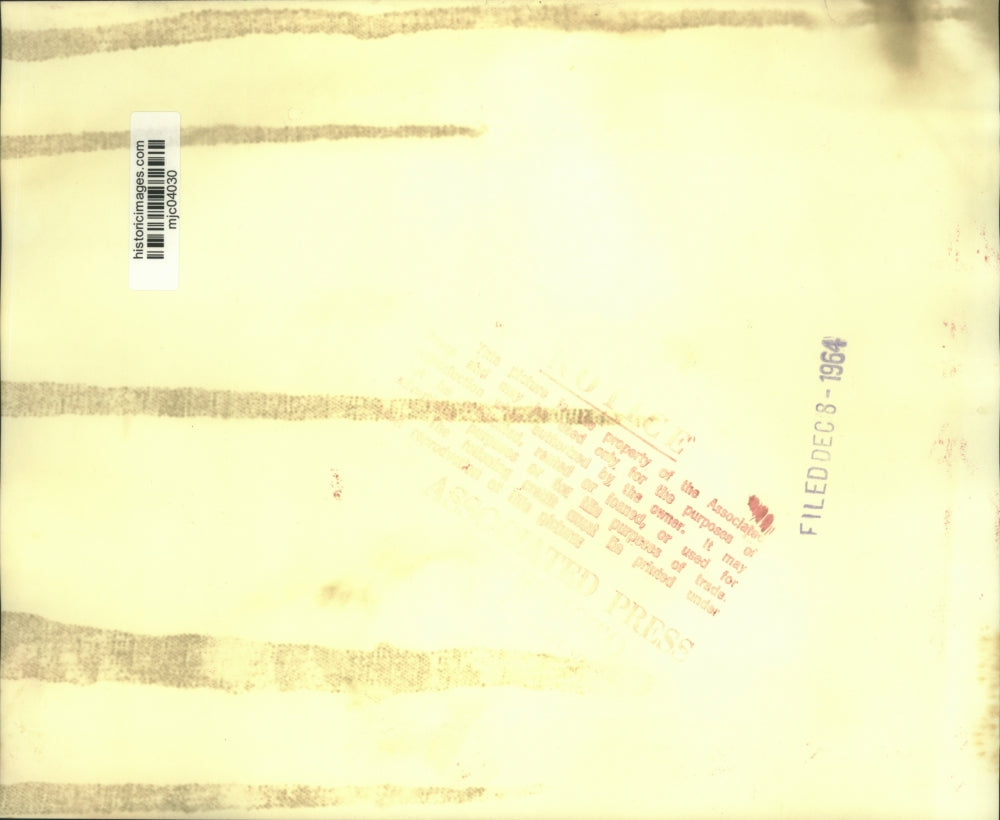 1964 Press Photo Governor William Scranton speaks with Governor George Romney