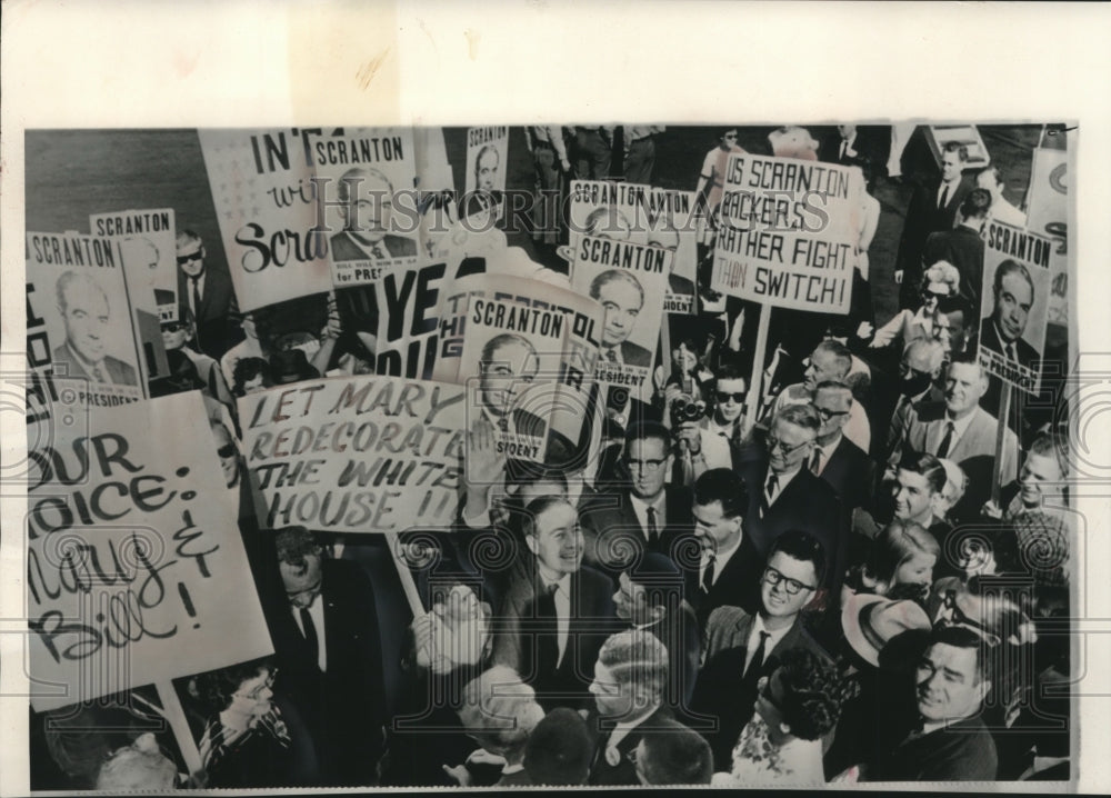 1964 Press Photo Pennsylvania Governor William Scranton campaigns for nomination- Historic Images