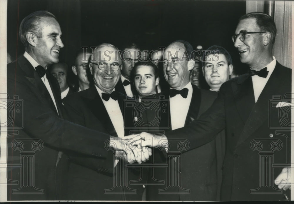 1955 Press Photo Adlai Stevenson and Three Other Presidential Candidates Chicago