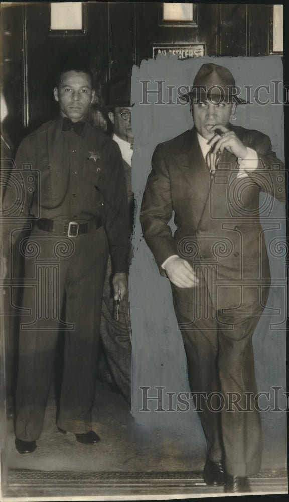 1939 Press Photo Martin &quot;Col.Gimp&quot; Snyder released on a $15,000 bond- Historic Images