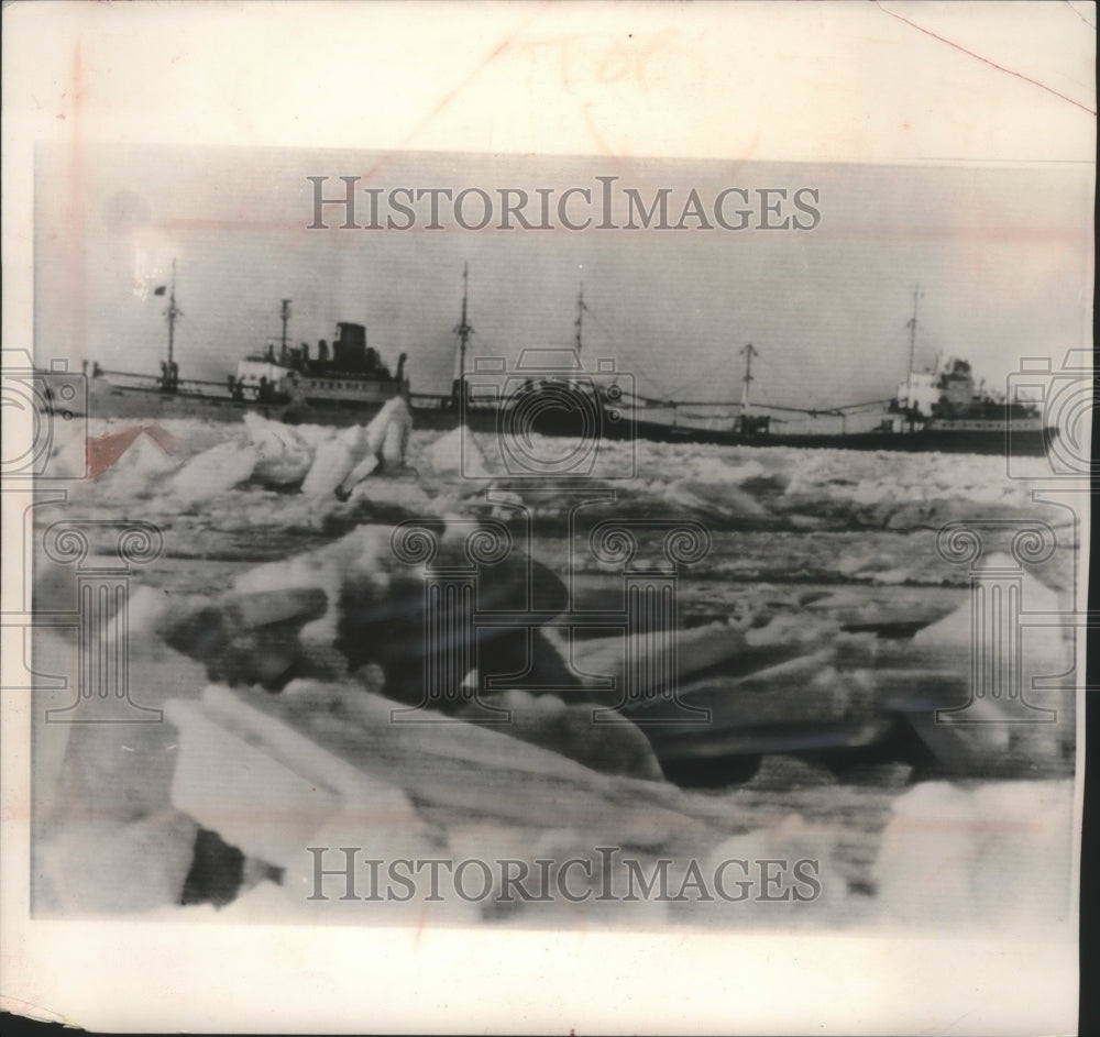 1963 Press Photo Freighters move through huge chunks of ice, Baltic Sea, Germany- Historic Images