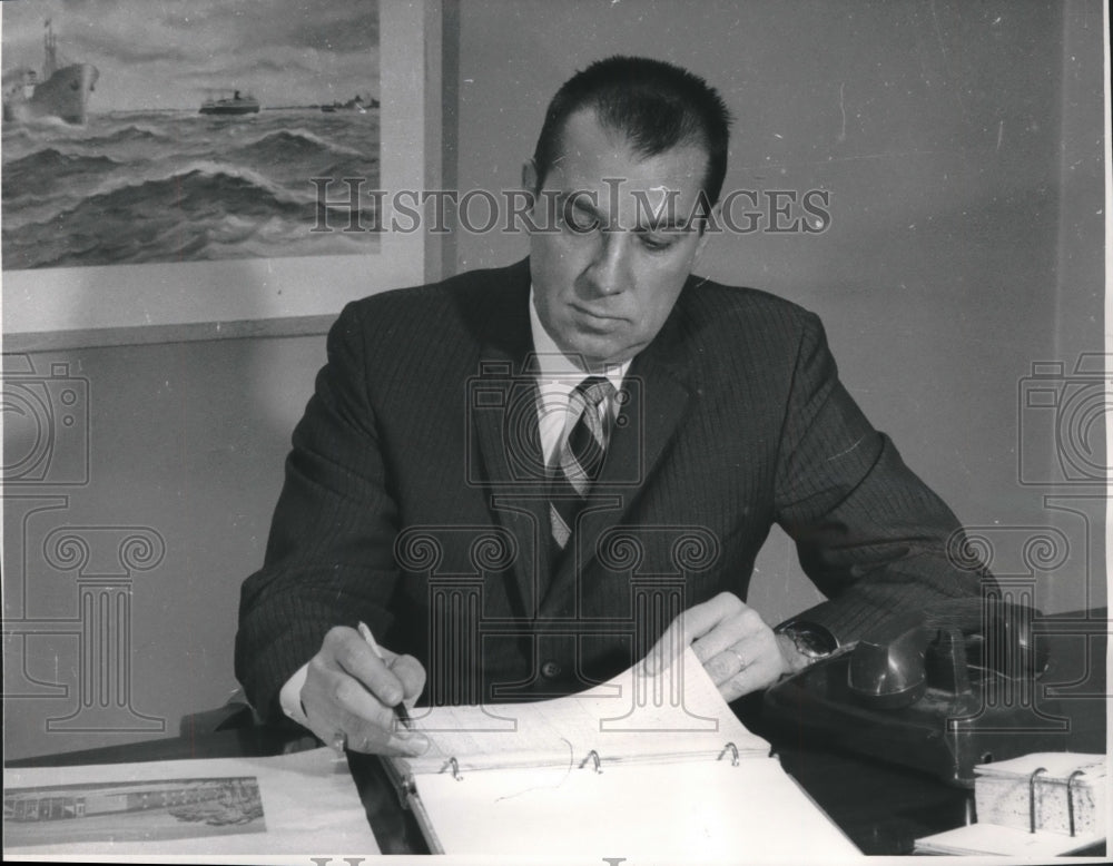 1961 Press Photo New Realtor President Clifford A. Robedeaux - mjc05246