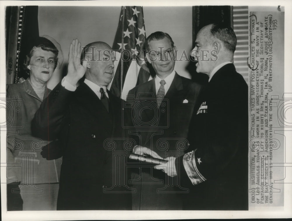 1953 Press Photo Thomas signed in as Undersecretary of Navy Washington D.C.- Historic Images