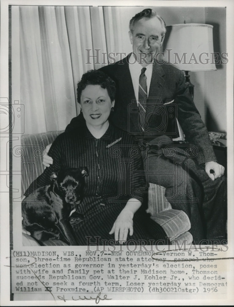 1956 Press Photo Governor Vernon Thomson poses with wife &amp; pet dog in Madison- Historic Images