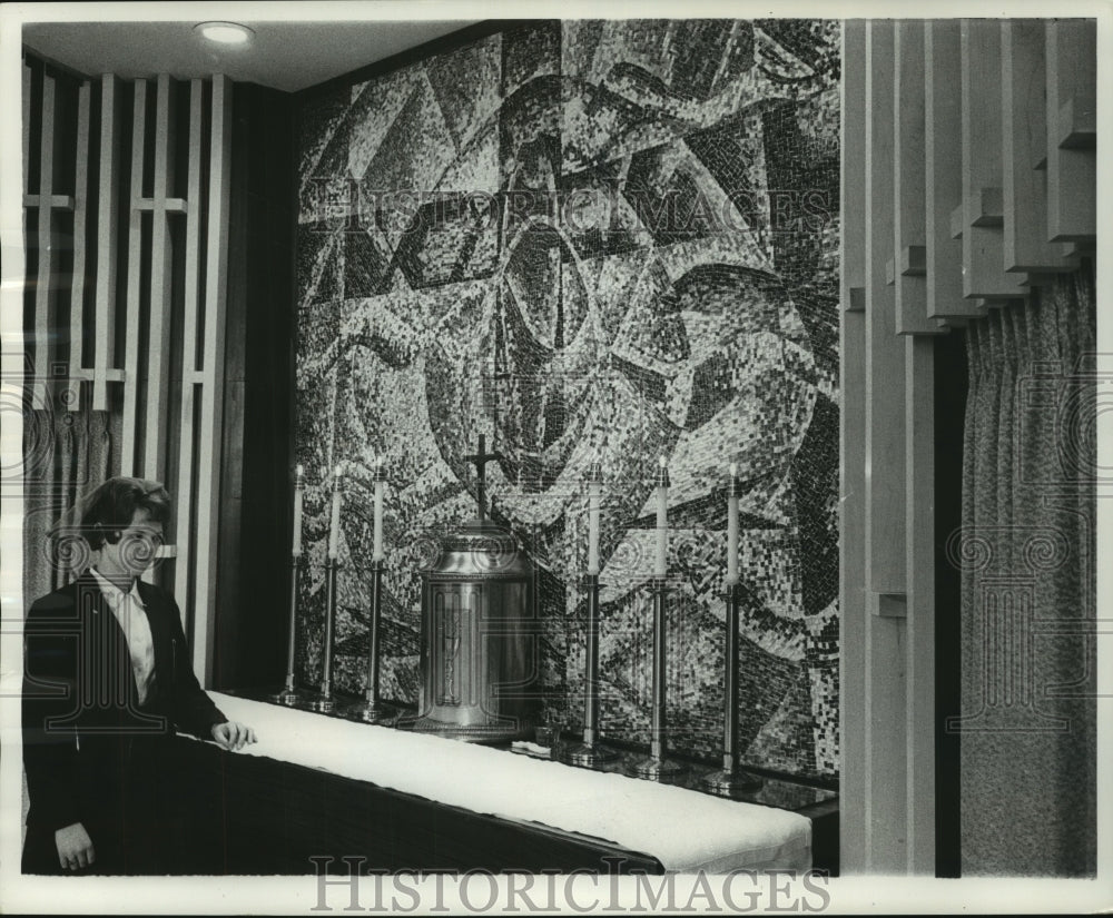 1962 Press Photo Altar Mosaic in Chapel at Pius XI High School - mjc06739- Historic Images