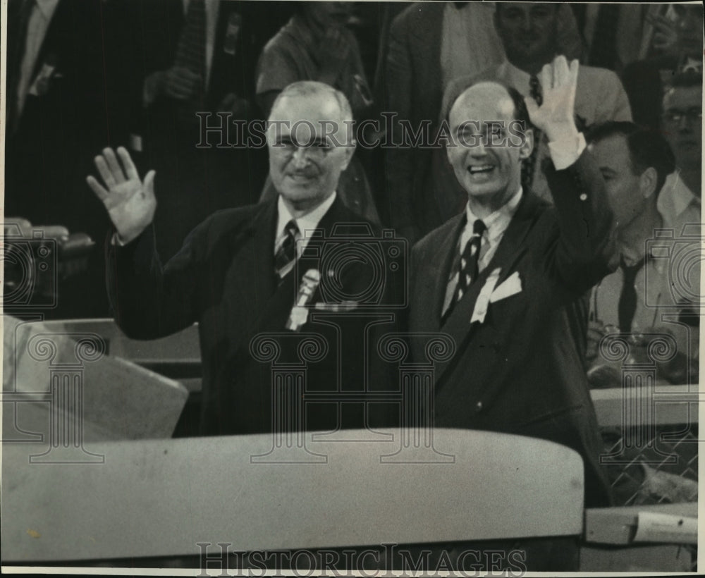 1952 Press Photo President Truman introduced Adlai Stevenson, Chicago convention- Historic Images