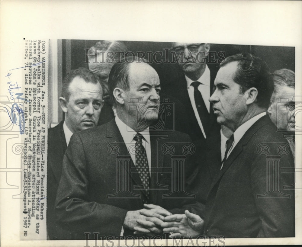 1967 Press Photo VP Hubert Humphrey and Richard Nixon, St. John Episcopal Church- Historic Images