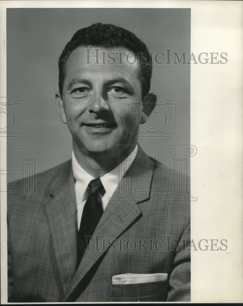 1957 Press Photo Fred Vetter - mjc09613