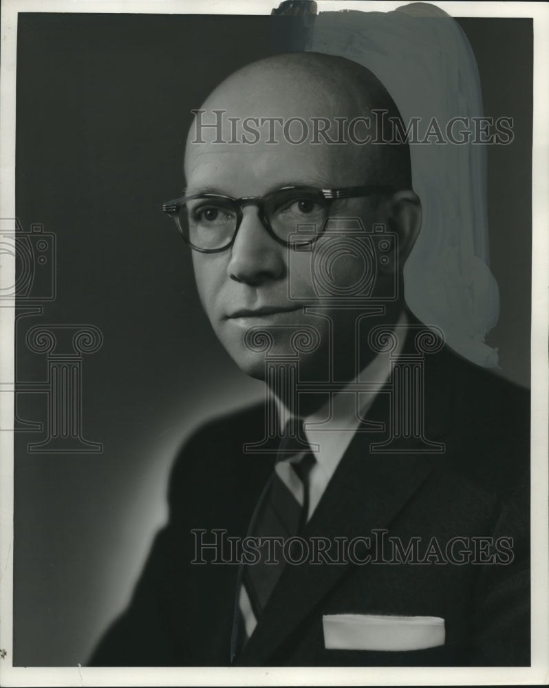 1955 Press Photo Judge Herbert J. Steffes poses for picture. - mjc09721- Historic Images