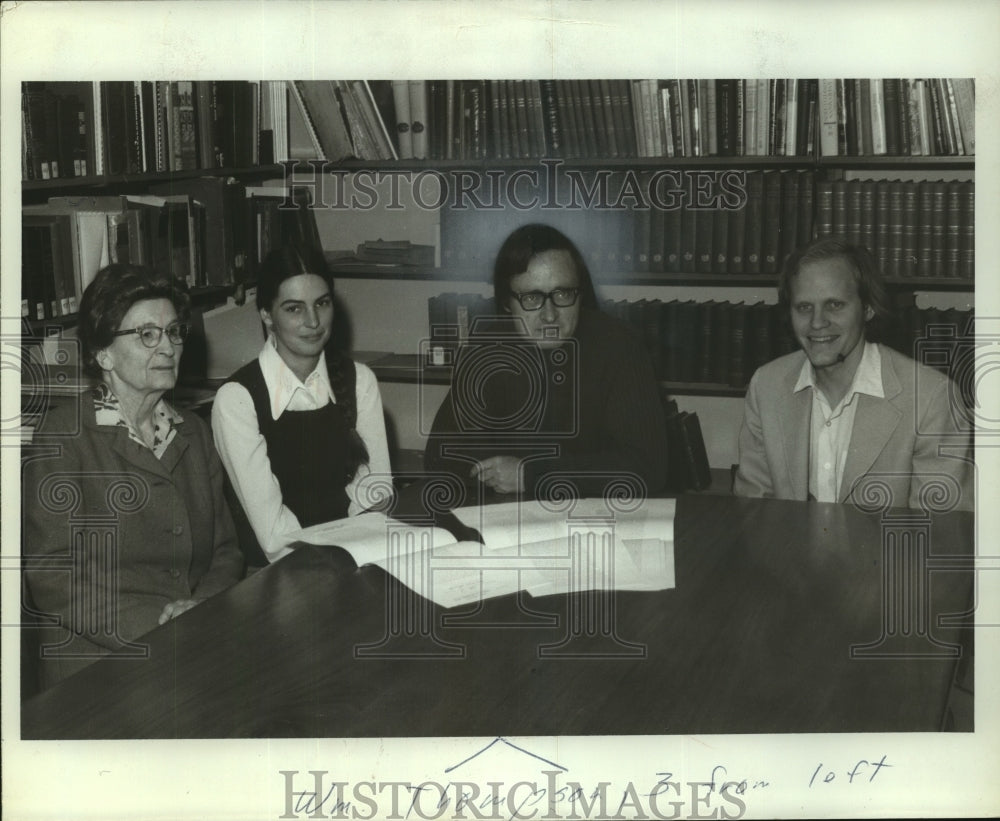 1974 Press Photo William Thompson, director of research at Old World Wisconsin- Historic Images