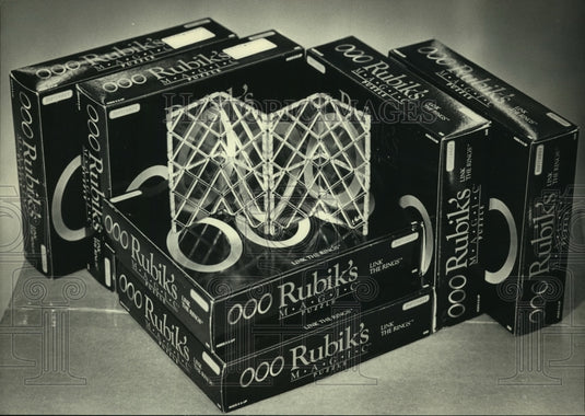 1986 Press Photo Rubik's Magic Puzzle - mjc11906- Historic Images
