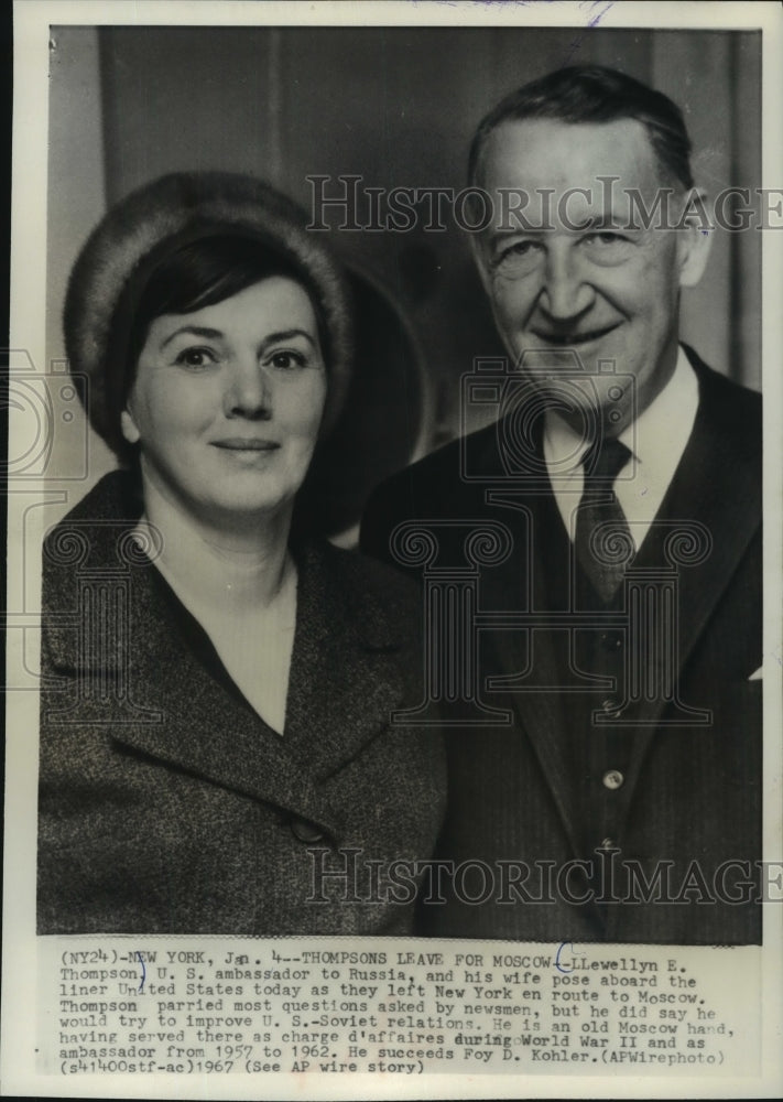 1967 Press Photo Llewellyn E. Thompson and wife aboard liner United States- Historic Images