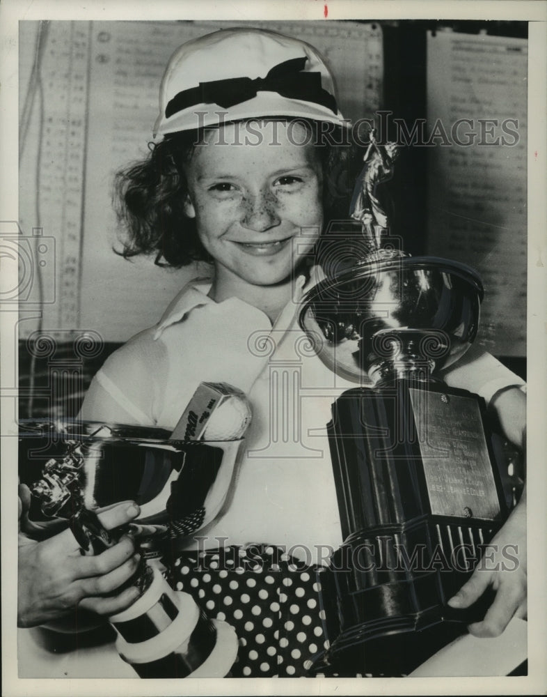 1953 Press Photo Judy Torluemke wins pee wee golf tournament in Orlando, Florida- Historic Images