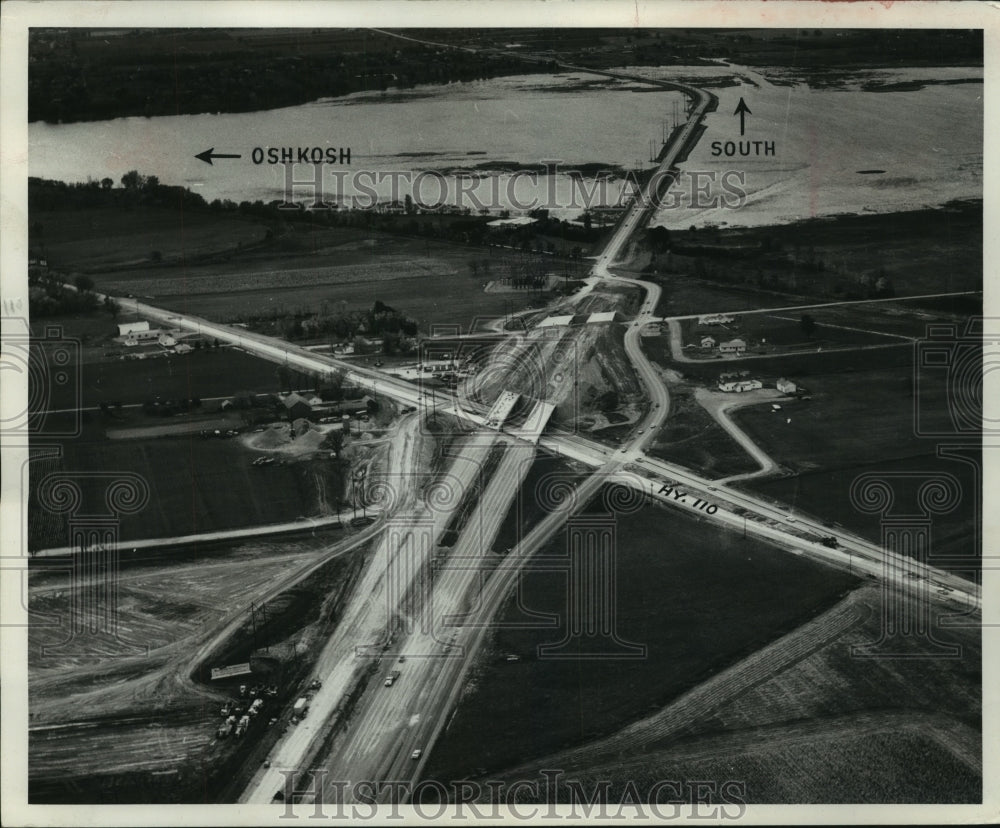 1958 Press Photo Aerial view, construction highway 110, 41 interchange Wisconsin- Historic Images