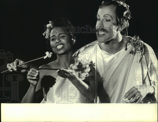 1980 Press Photo Carol Haywood and Robert Orth in "Orpheus" play in Milwaukee- Historic Images