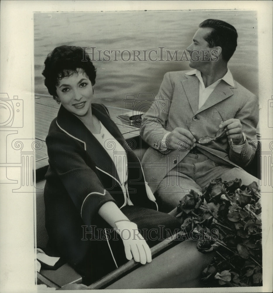 1957 Press Photo Gina Lollobrigida, Italian Actress, with Man- Historic Images