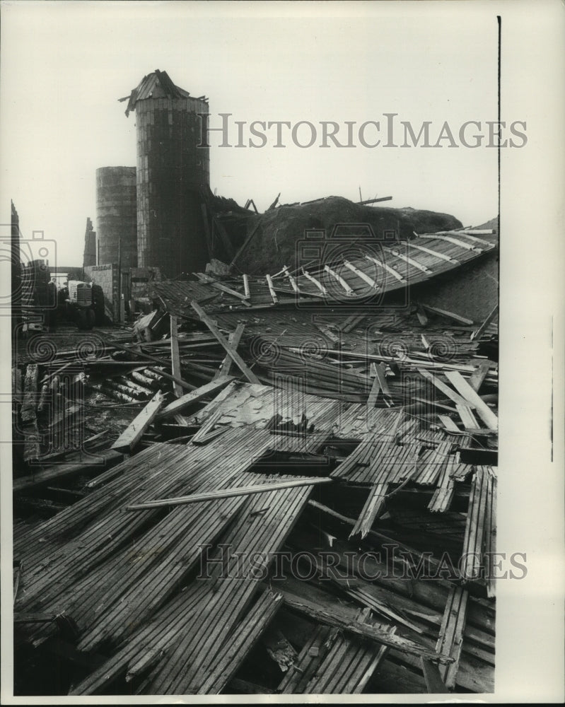 1956 Press Photo Barn of Arlyn Buchholz flattened by tornado, Wisconsin.- Historic Images