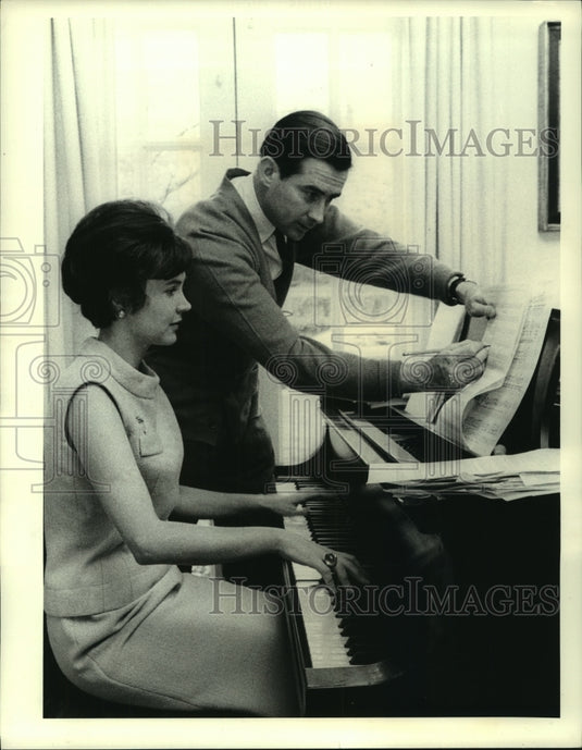 1966 Press Photo Representative James Symington and Wife Sylvia Composing- Historic Images