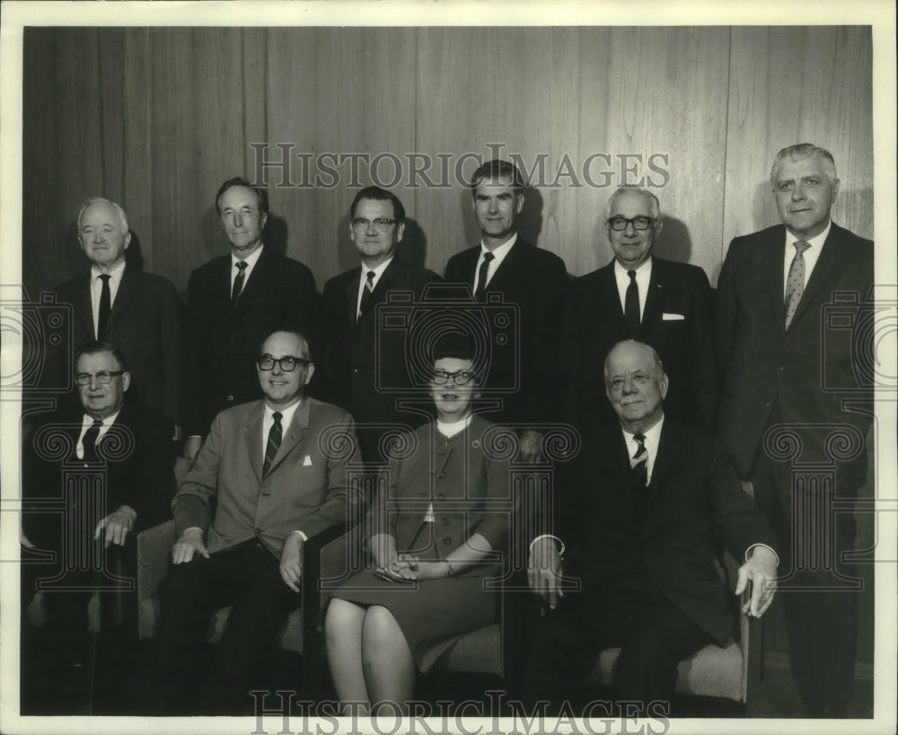 1968 Press Photo Official portrait of University of Wisconsin Board of Regents- Historic Images