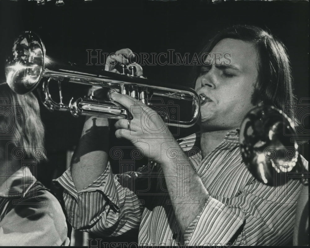 1974 Press Photo Trumpeter Kevin Carberry of UWM jazz ensemble- Historic Images