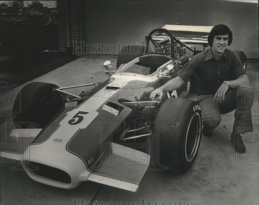 1974 Press Photo Milwaukee racer Duane Smith will take Lola T-146 to Sprints- Historic Images