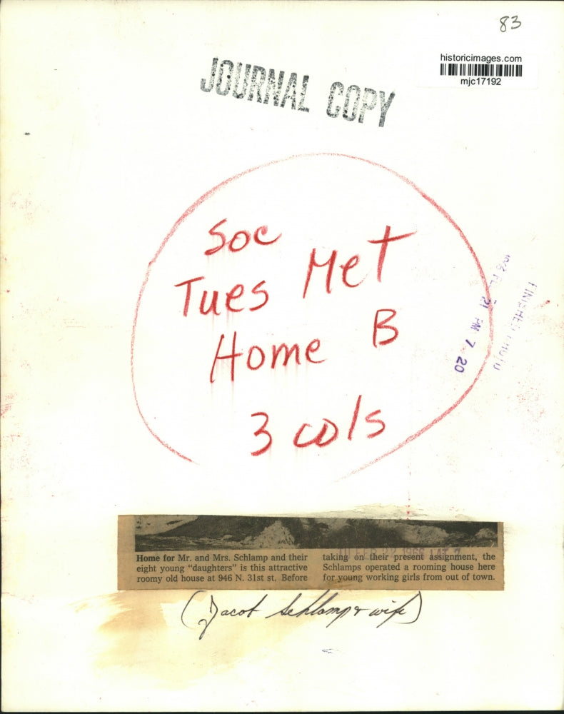 1966 Press Photo Home of Mr. and Mrs. Schlamp and their eight young daughters.