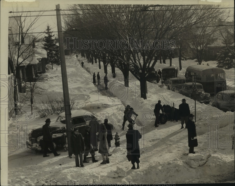 1947 Press Photo Snow covered streets in Milwaukee - mjc18173- Historic Images