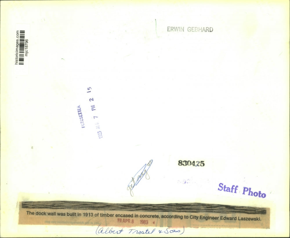 1983 Press Photo A view of the Albert Trostel & Sons dock wall, built in 1913