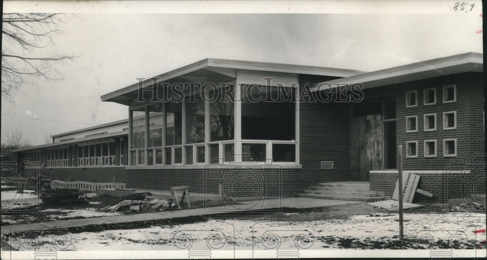 1953 Press Photo University of Wisconsin-Milwaukee Elementary School - mjc19339- Historic Images