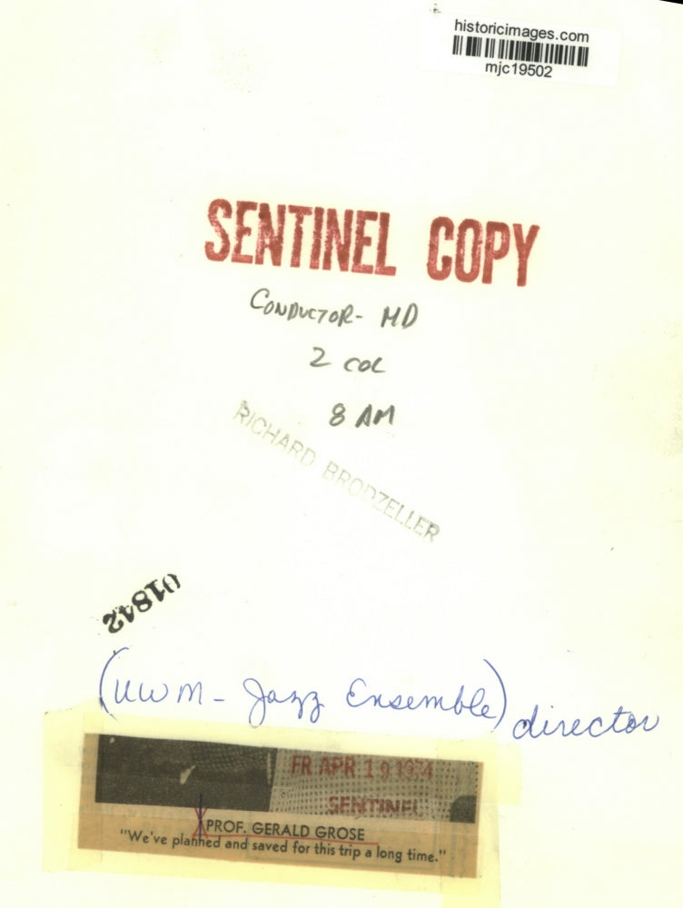 1974 Press Photo Professor Gerald Grose, UWM Jazz Ensemble director - mjc19502