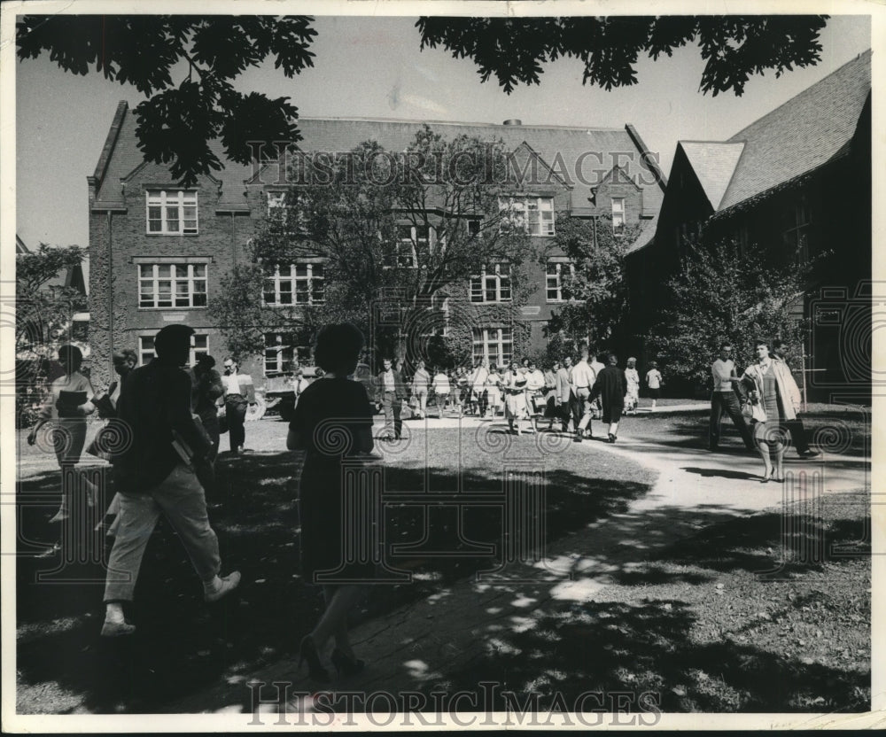 1961 Press Photo Pierce Hall at University of Wisconsin-Milwaukee- Historic Images