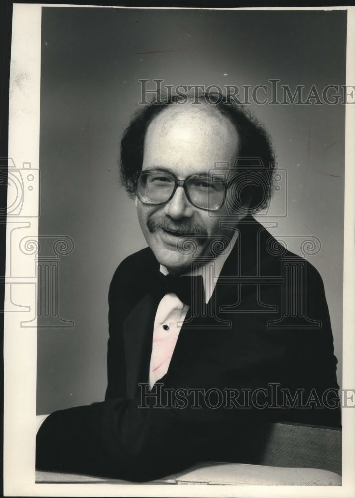 1988 Press Photo Steven Alan Segal WQFM Milwaukee, WI Radio personality- Historic Images