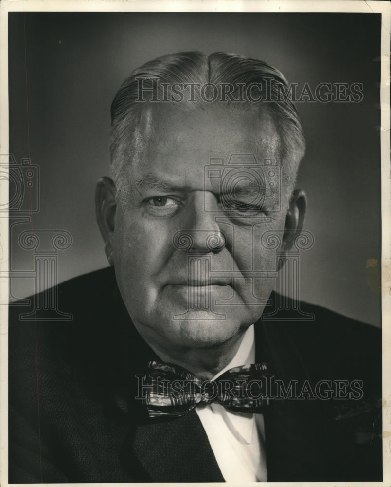 1961 Press Photo Elmer Schroeder Milwaukee Journal Employee - mjc20490- Historic Images