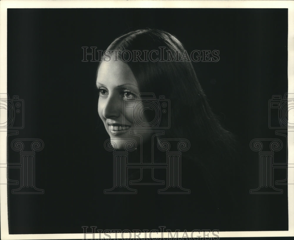 1974 Press Photo Kristi Kay - mjc20944