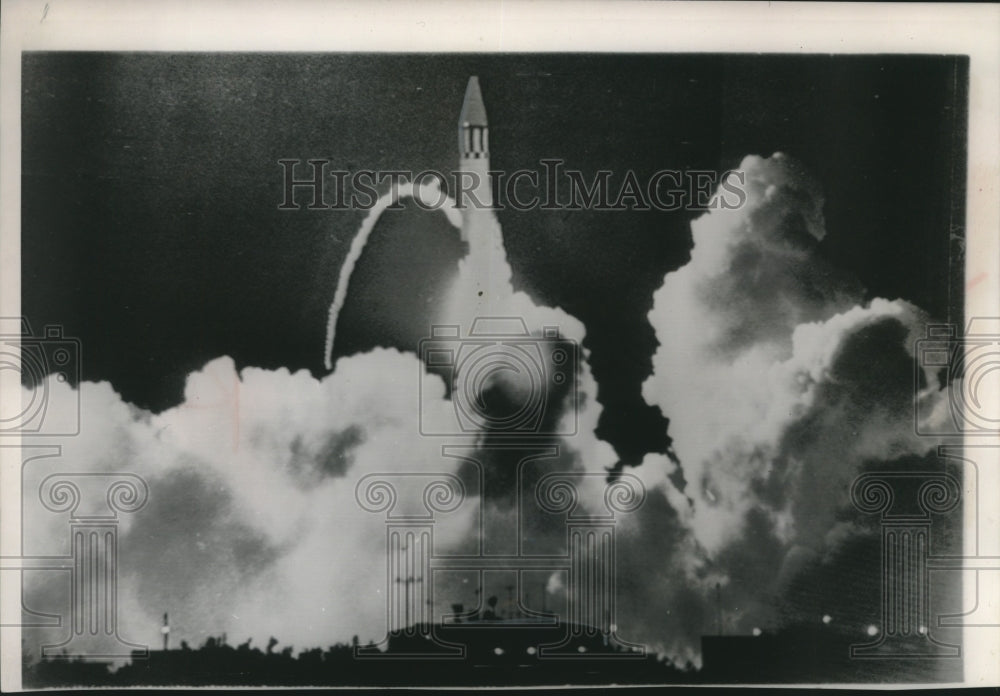 1958 Press Photo Jupiter ballistic missile launch, Cape Canaveral, Florida- Historic Images