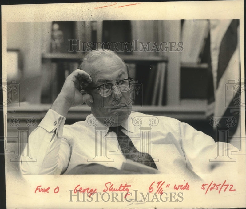 Load image into Gallery viewer, 1972 Press Photo U.S. Treasury Secretary George Schultz - mjc21188
