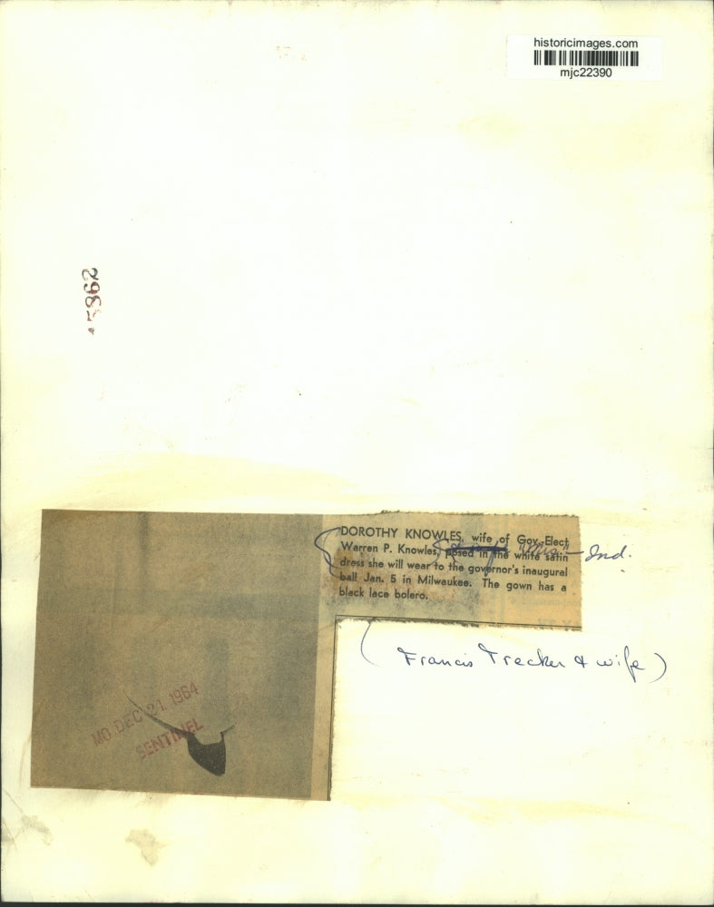 1964 Press Photo Dorothy Knowles, wife of Warren Knowles in gown for the ball.